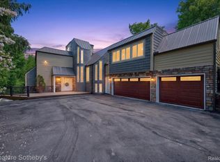 30650 Lahser Rd, Beverly Hills, MI 48025