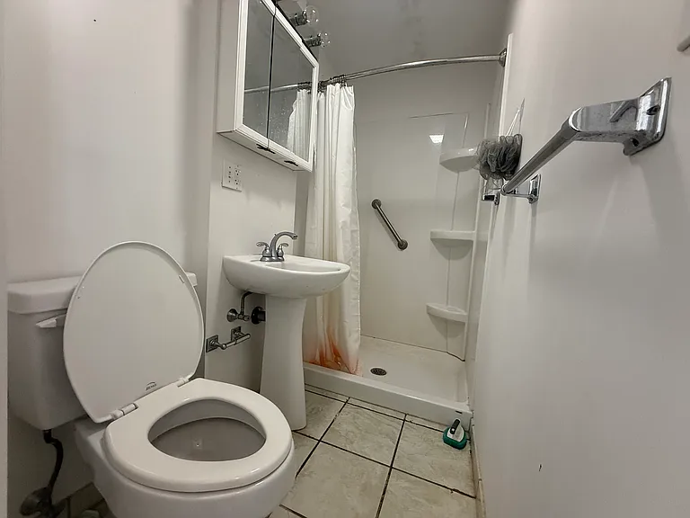 29 Florence St — Photo 6