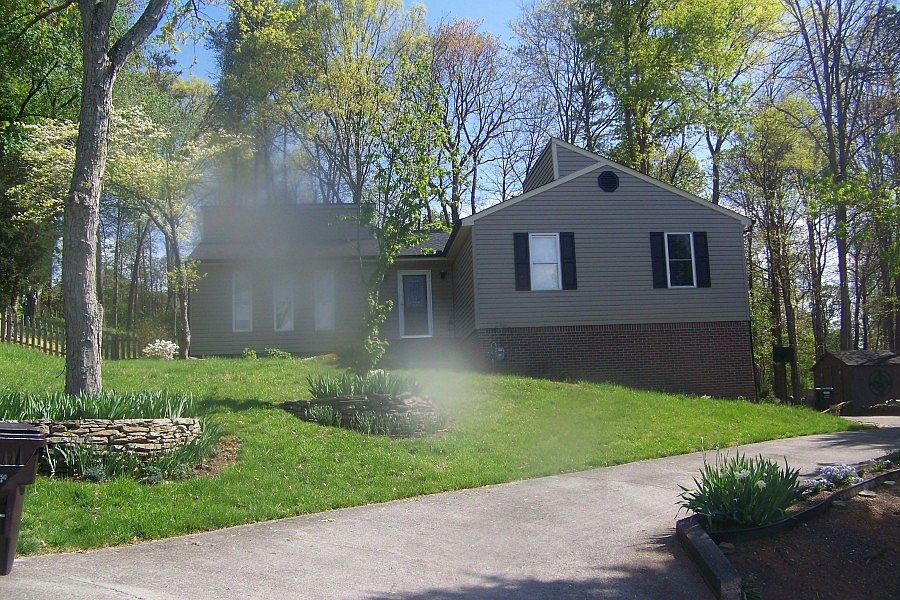 1st image of 1411 Buxton Dr