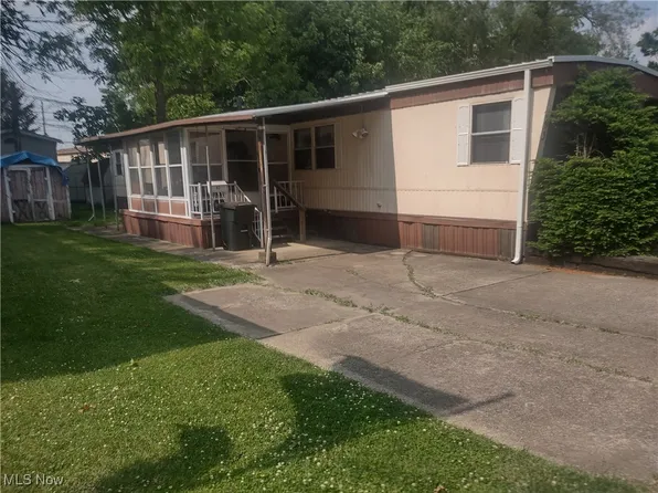 7166 Mentor Ave #93, Mentor, OH 44060