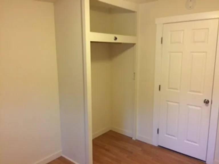 704 Indiana St — Photo 18