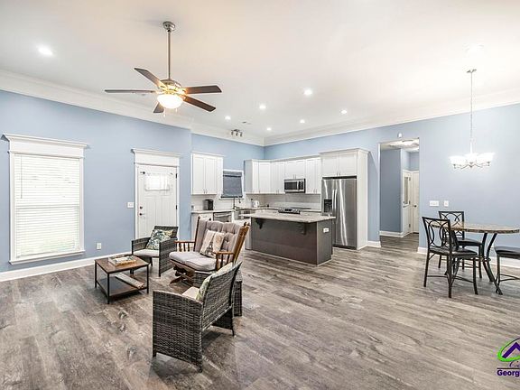 3rd image of 307 Ledford Way