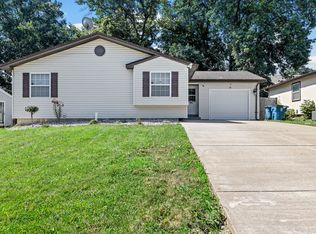 26 Pheasant Ln, Saint Peters, MO 63376