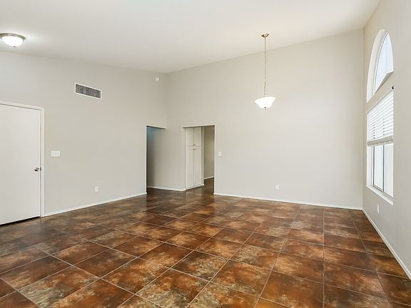 5th image of 1621 Running Creek Dr