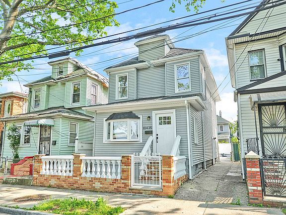 2nd image of 10435 142nd St