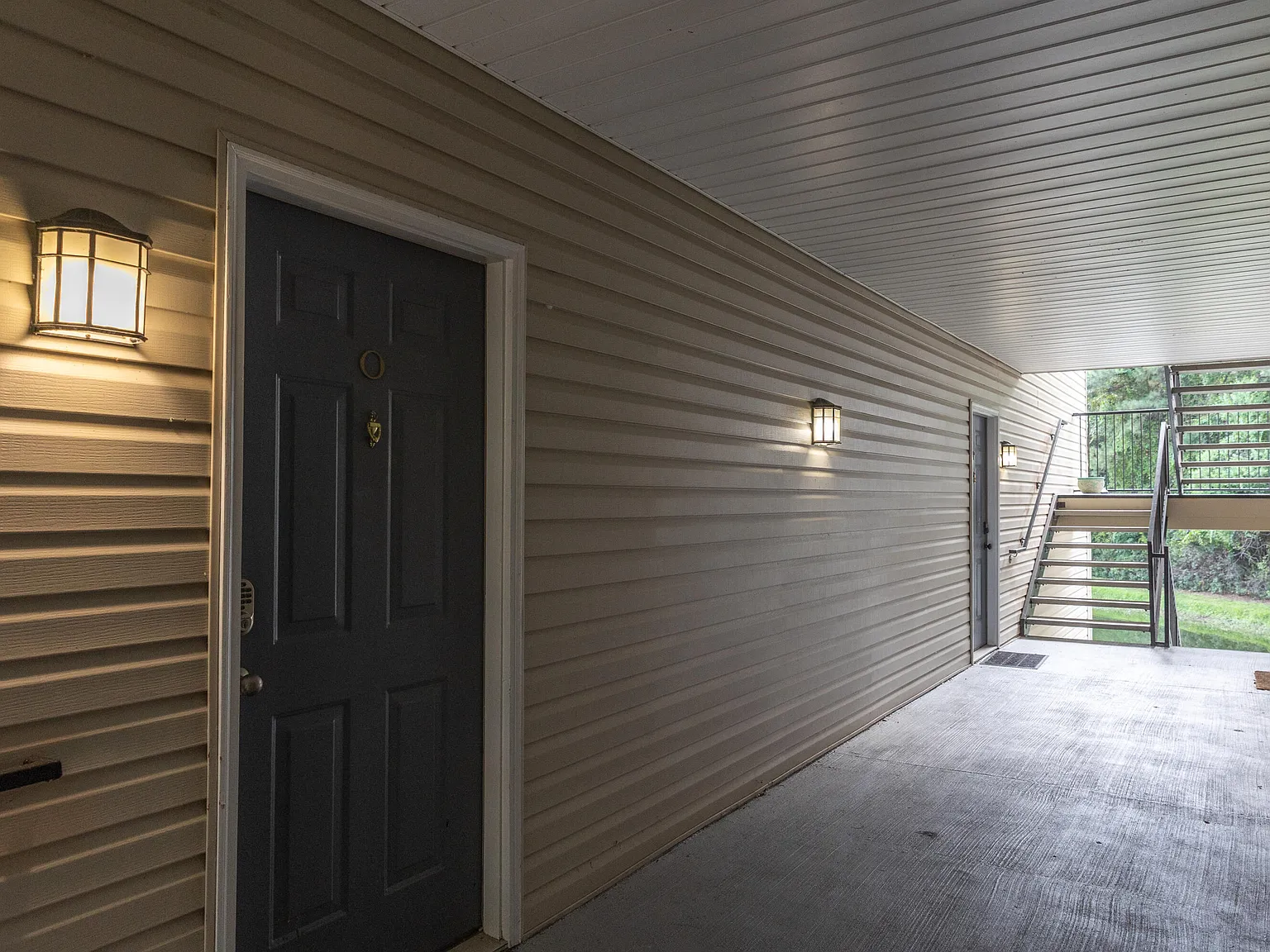 2 bed, 2.0 bath, 1077 sqft, $2,250 — Photo 3
