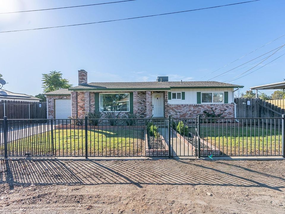 1st image of 4842 2nd St