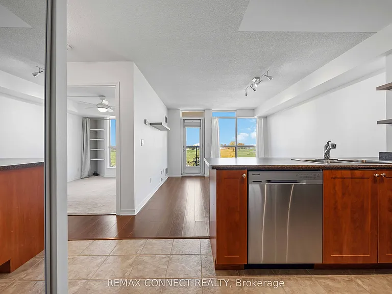 340 Watson St W #420 — Photo 7