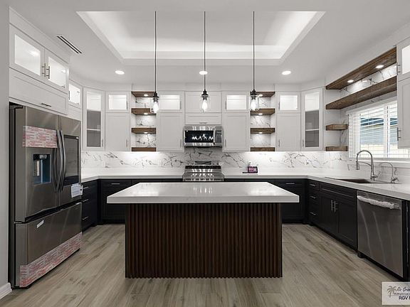 4th image of 6902 Diamond Cove Dr