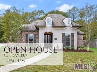 15774 Blackstone Dr, Pride, LA 70770