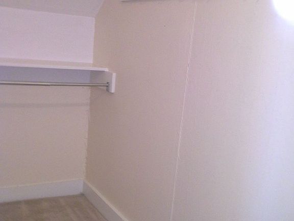 2nd image of 227 E Park St Unit 2