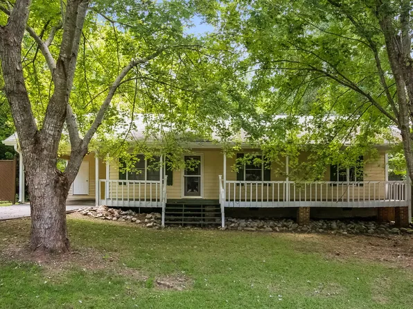 155 Sunny Ln, Villa Rica, GA 30180
