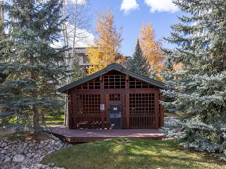425 Ore House Plz #ID1564290P — Photo 29