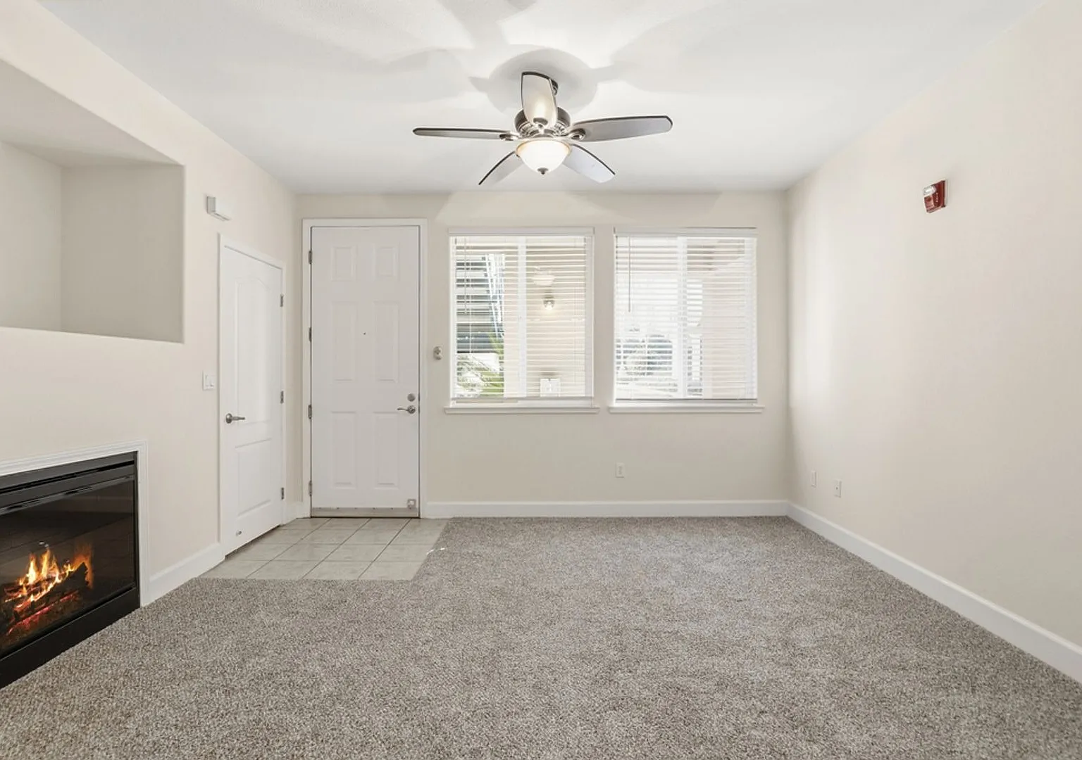 1501 Secret Ravine Pkwy — Photo 3