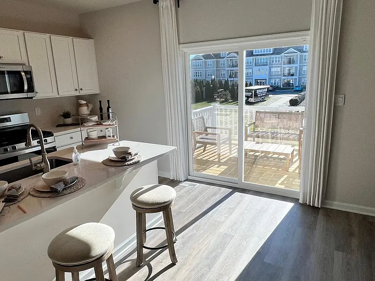 215 Macoun Way — Photo 7