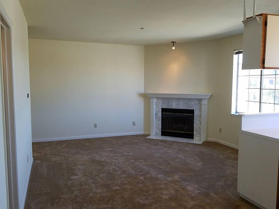 1st image of 1106 Laguna Ave