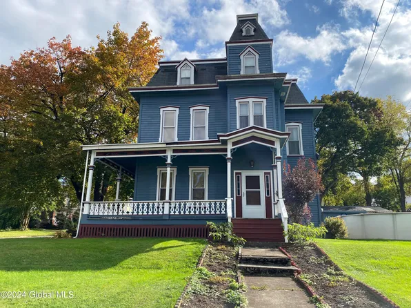 65 Moyer Street, Canajoharie, NY 13317