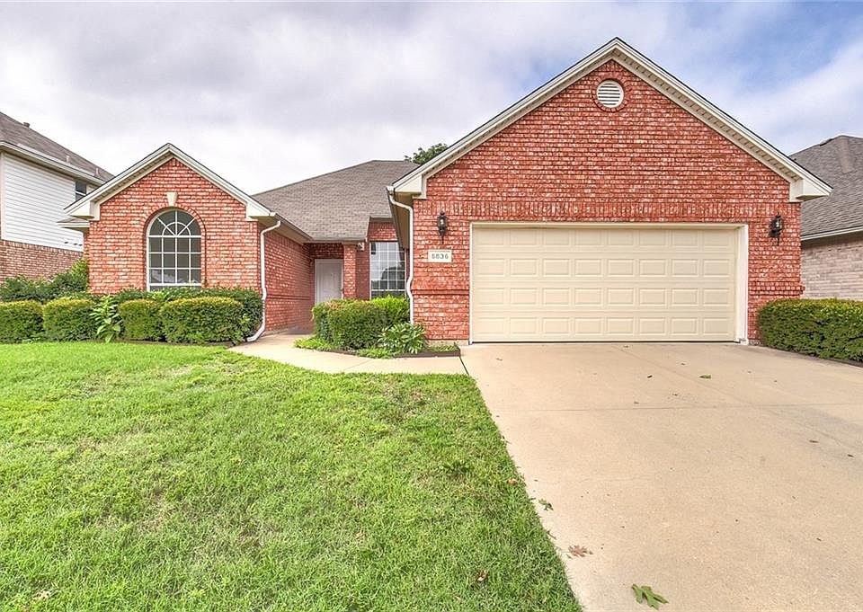 1st image of 5836 Echo Bluff Dr