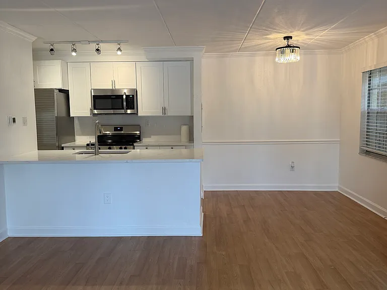 5304 W Kennedy Blvd #207 — Photo 6