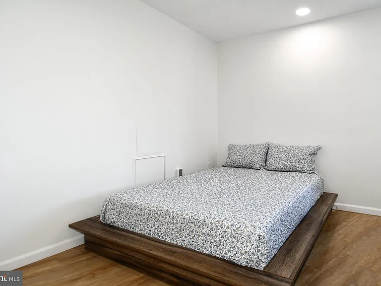 10201 Grosvenor Pl #1702 — Photo 7