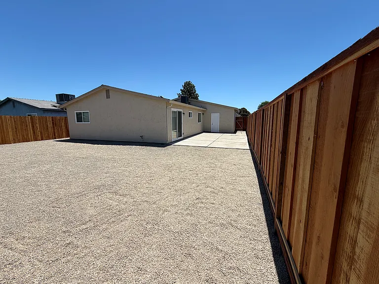 853 Rancho Way — Photo 10