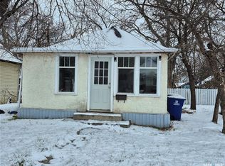 212 7th St NE, Weyburn, SK S4H1C4