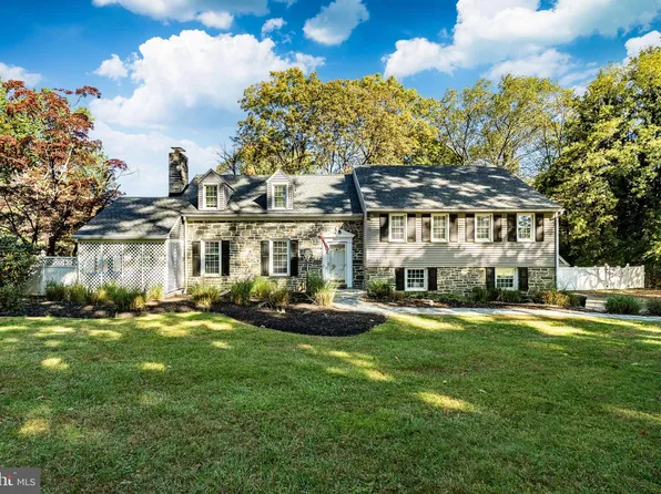 657 Walker Rd, Wayne, PA 19087