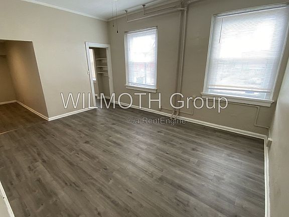 3rd image of 201 E Pike St Unit 202