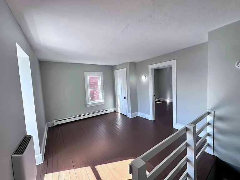 312 W North Street — Photo 24