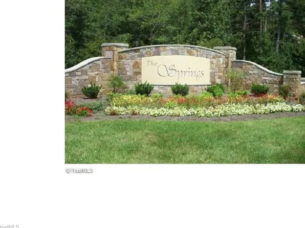 648 Rocky Cove Ln, Denton, NC 27239