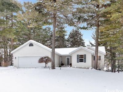 7302 High Timber Dr, Greenville, MI, 48838