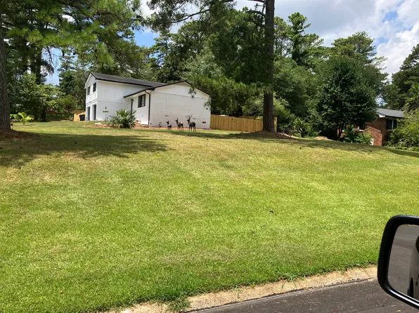 2557 Kingsley Ct, Lawrenceville, GA 30043