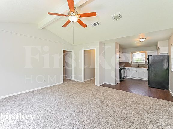 4th image of 12811 Claygate Dr