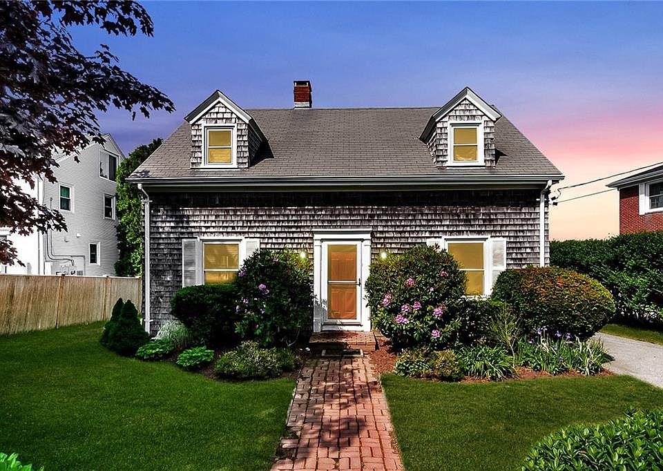241 Tuckerman Ave, Middletown, RI 02842 Zillow