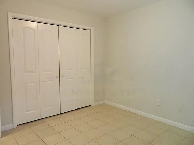 541 Timber Ridge Ct — Photo 7