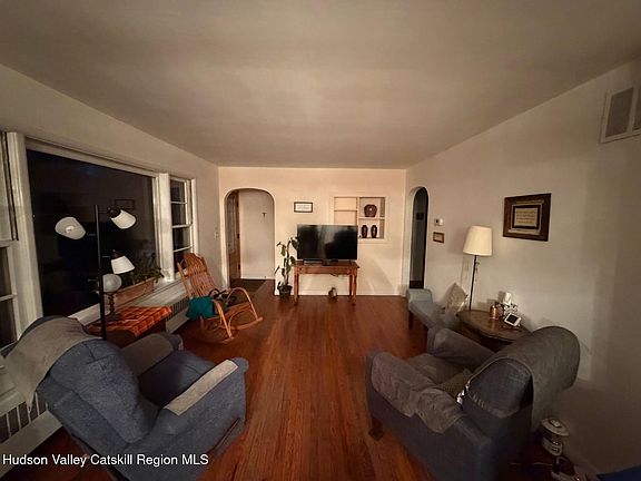 4th image of 92 Wichtree Road