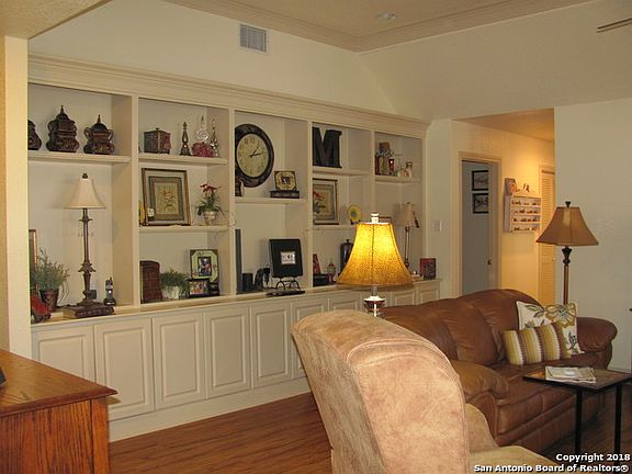 3rd image of 2279 Kensington Way