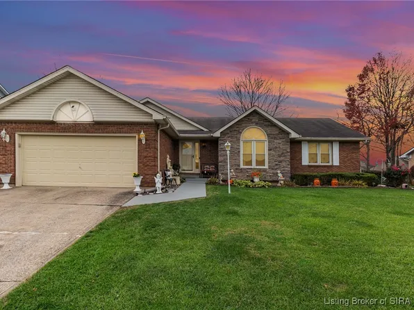 3221 Lakewood Boulevard, Jeffersonville, IN 47130