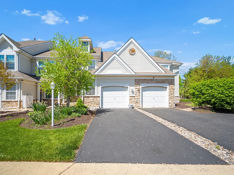 1680 Rockcress Dr — Photo 2