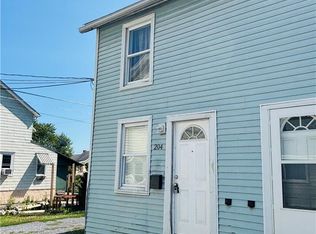 204 Limestone St, Catasauqua, PA 18032