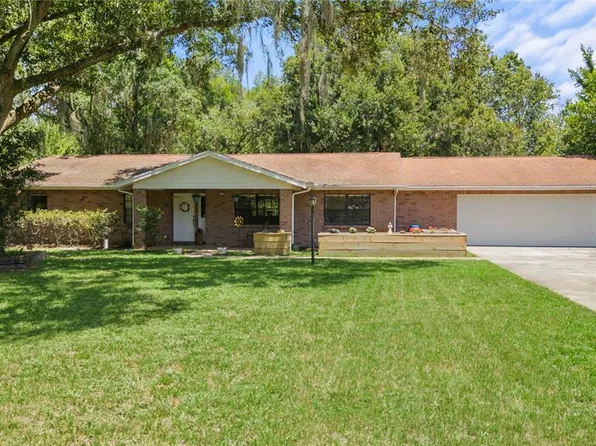 18836 Tracer Dr, Lutz, FL 33549