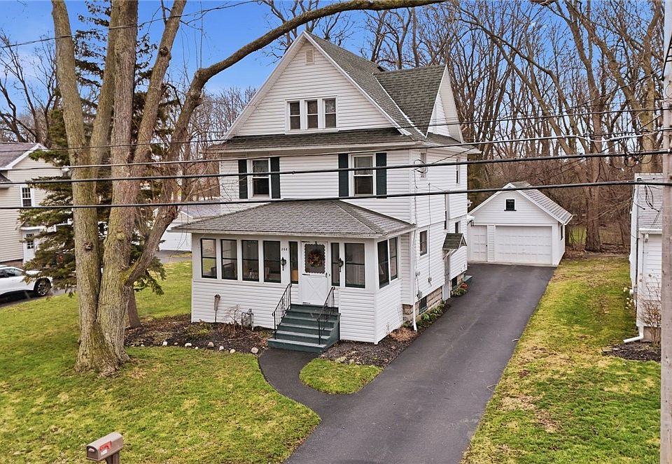 1st image of 268 Ross St