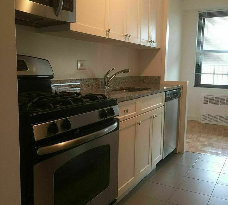 1st image of 70 W 95th St APT 17G