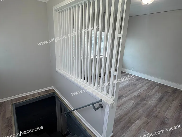 1007 Becker St — Photo 14