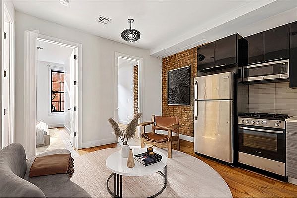 1st image of 86 Lewis Ave #2