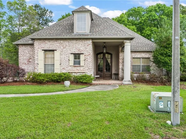 105 Red Fox Run Blvd, Madisonville, LA 70447