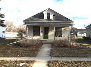 1015 10th St, Sheldon, IA 51201