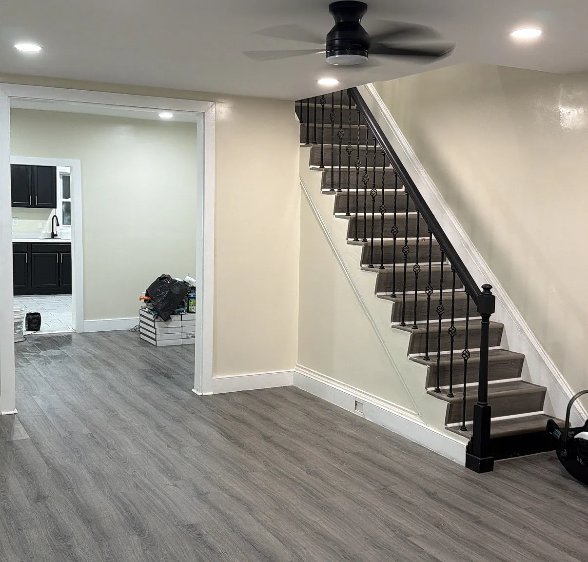 3 bed, 1408 sqft, $1,700 — Photo 1