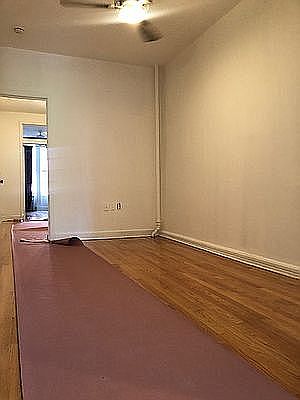 4th image of 268 Nassau Ave APT 1L
