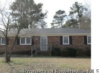 7284 Clinton Rd, Stedman, NC 28391